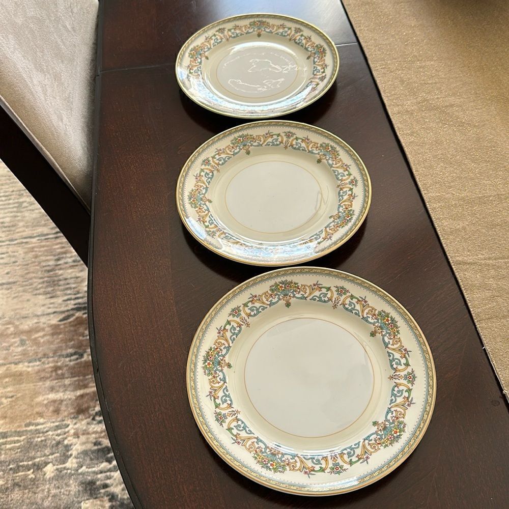 AYNSLEY 8” Henley Bone China Salad Plate (3)